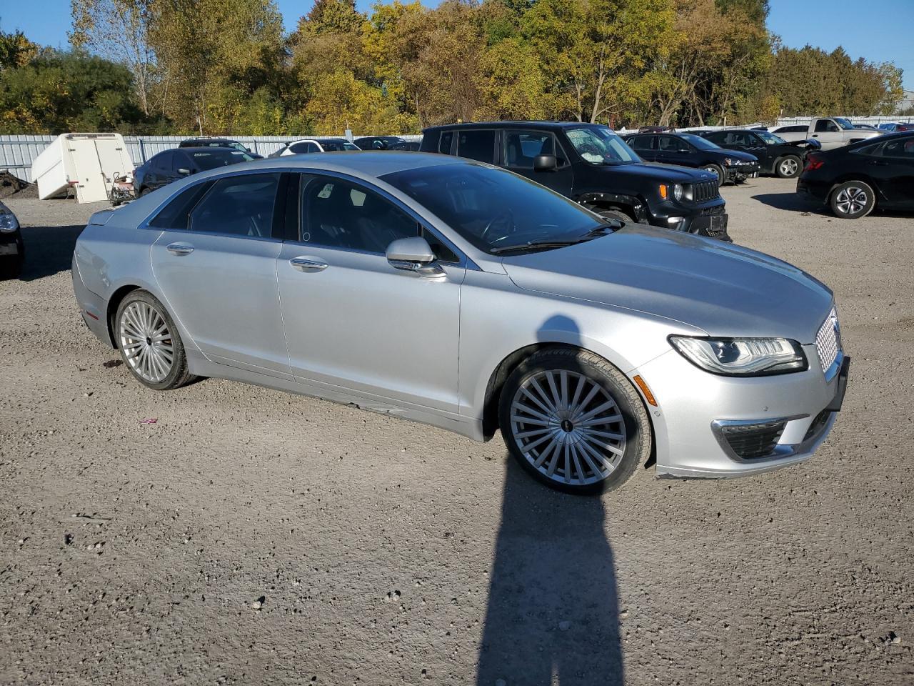 2017 LINCOLN MKZ