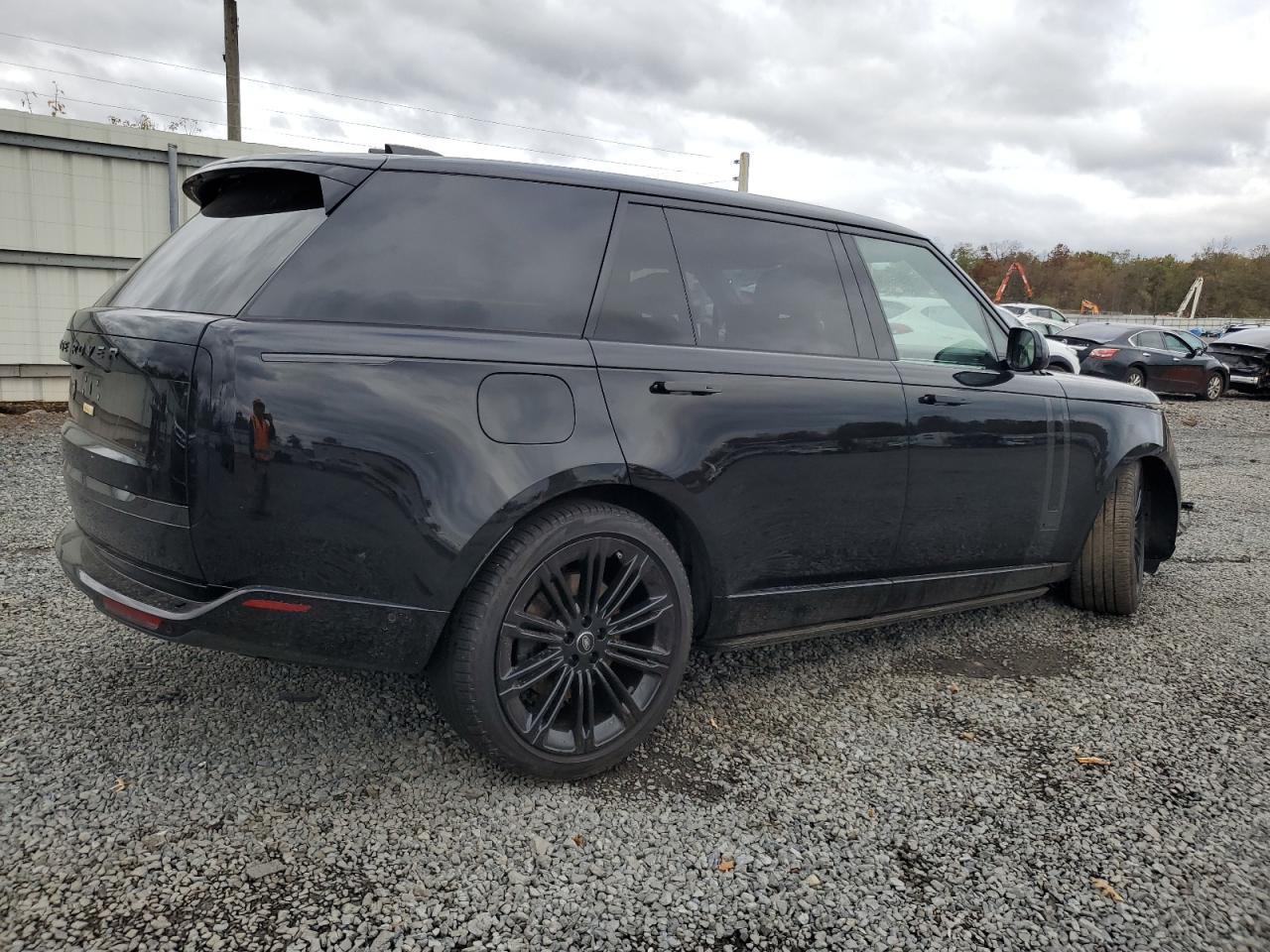 2024 LAND ROVER RANGE ROVER