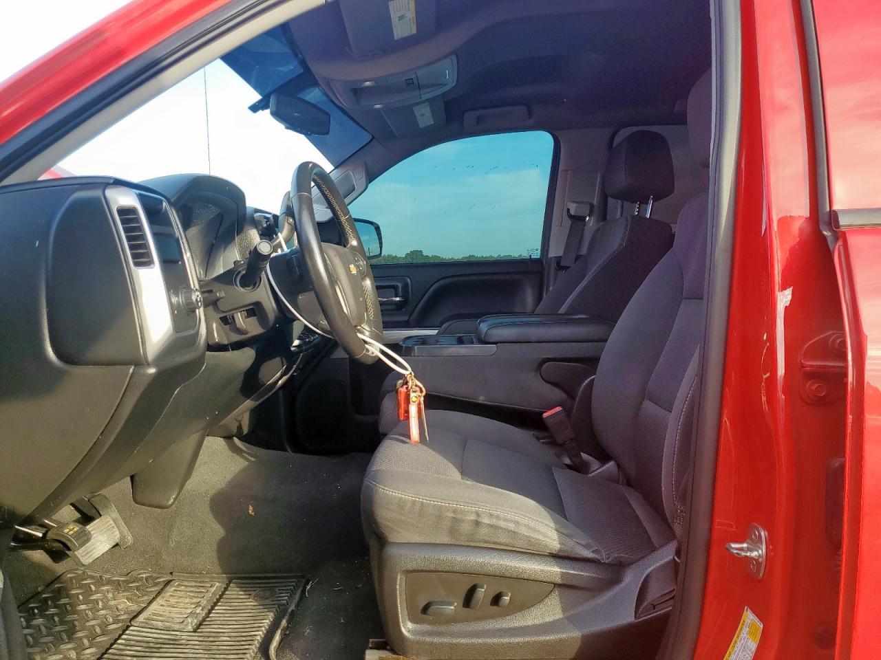 2018 CHEVROLET Silverado