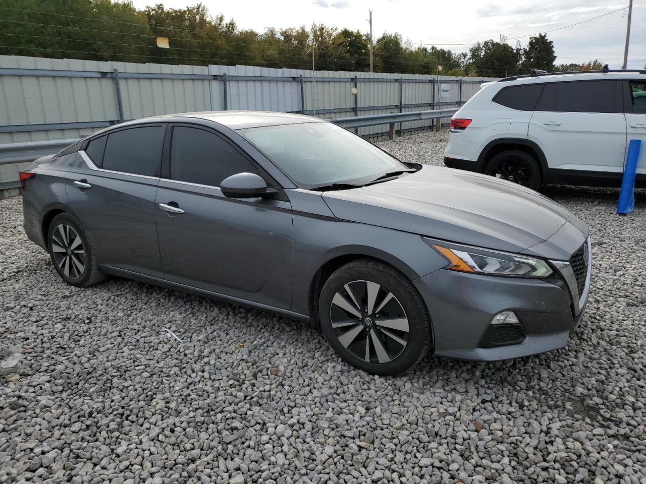 2022 NISSAN ALTIMA