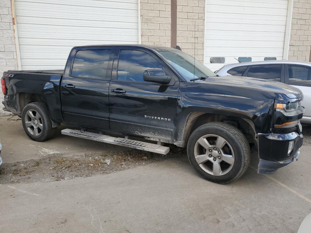 2018 CHEVROLET Silverado