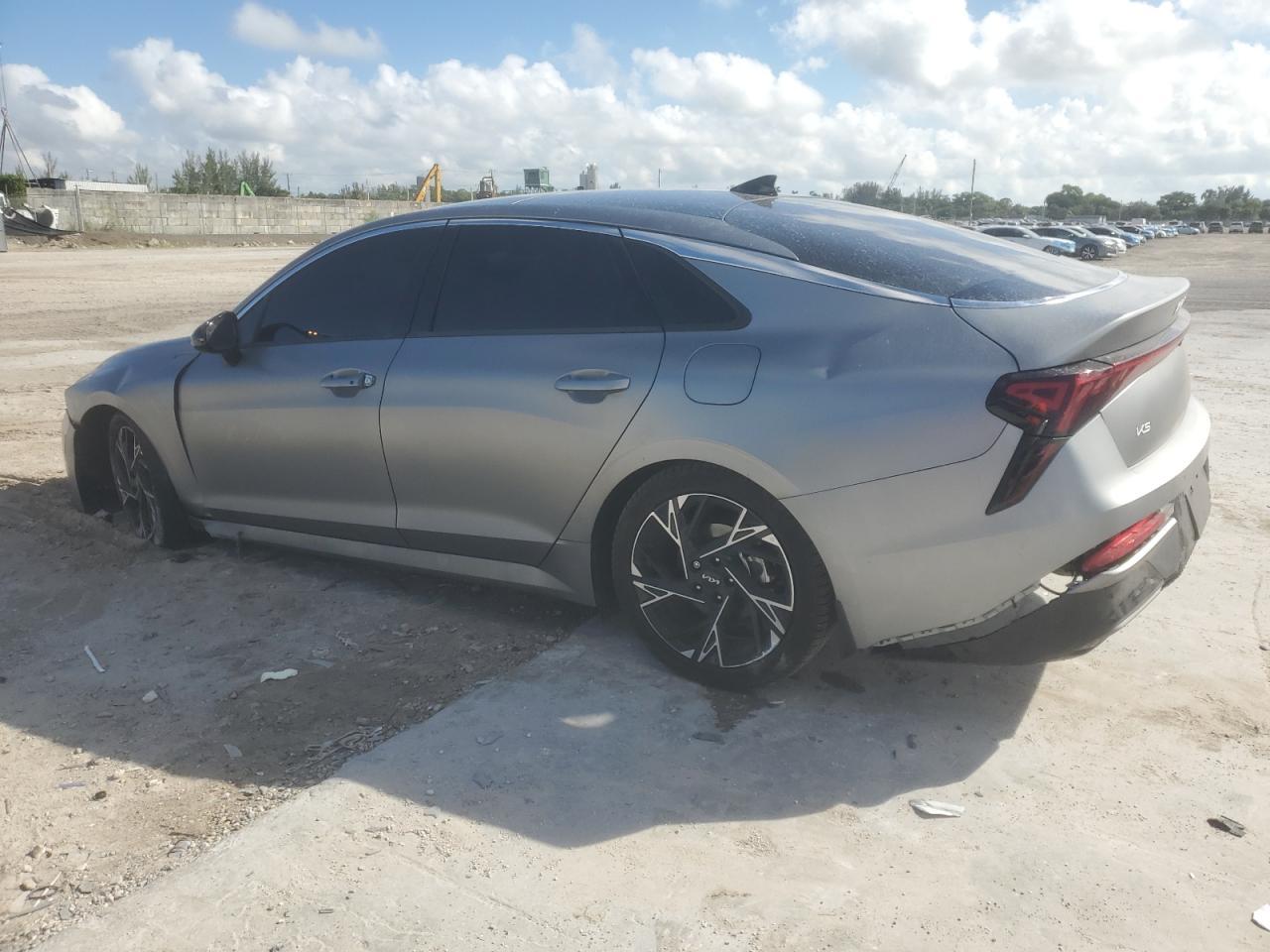 2025 KIA K5