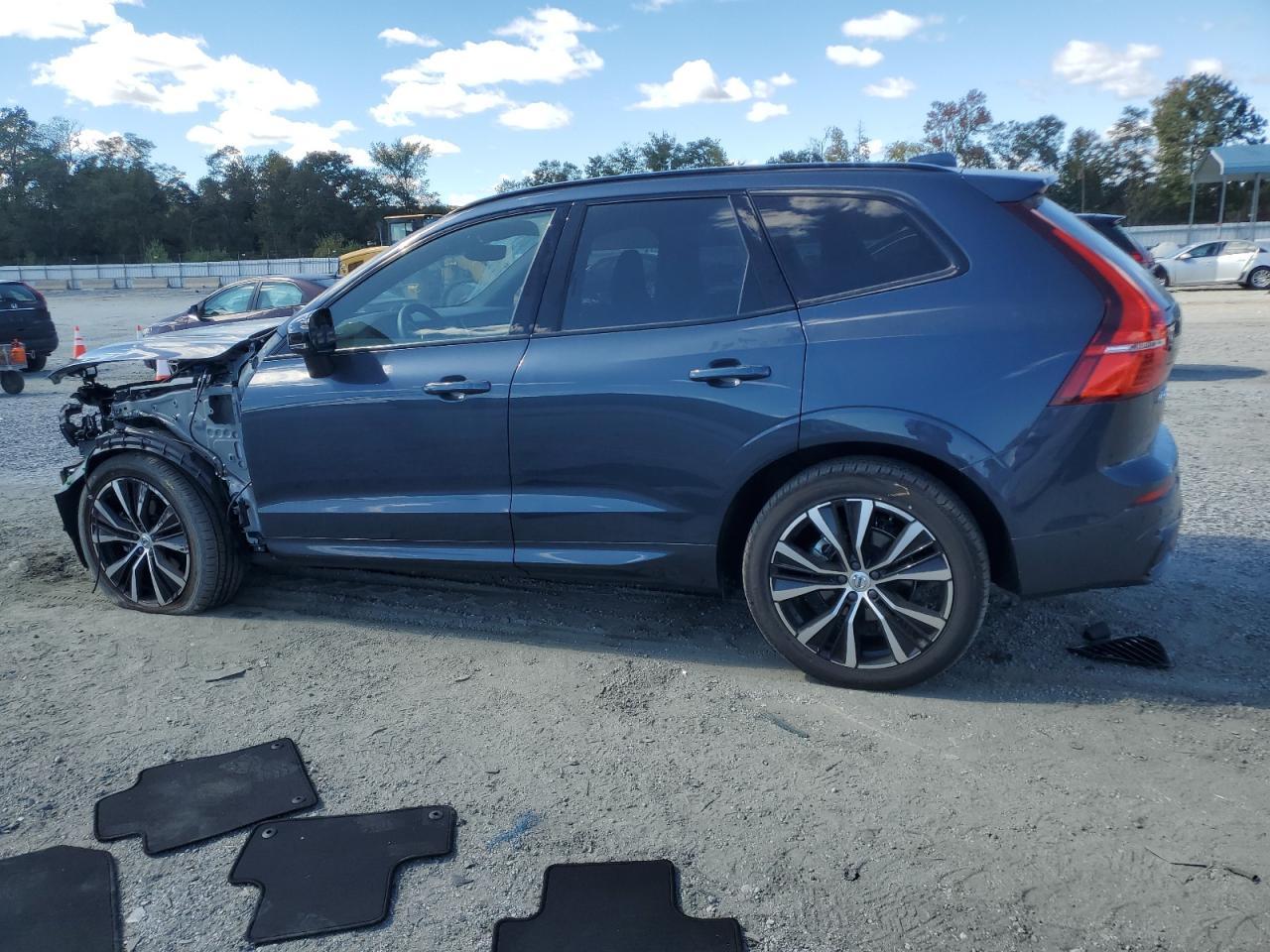 2025 VOLVO XC60