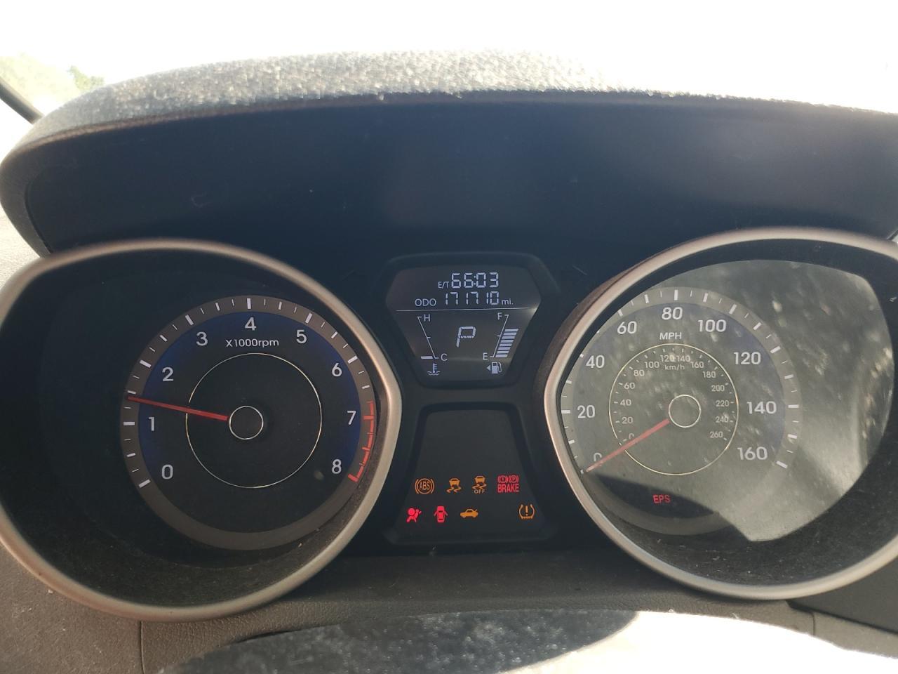 2012 HYUNDAI ELANTRA