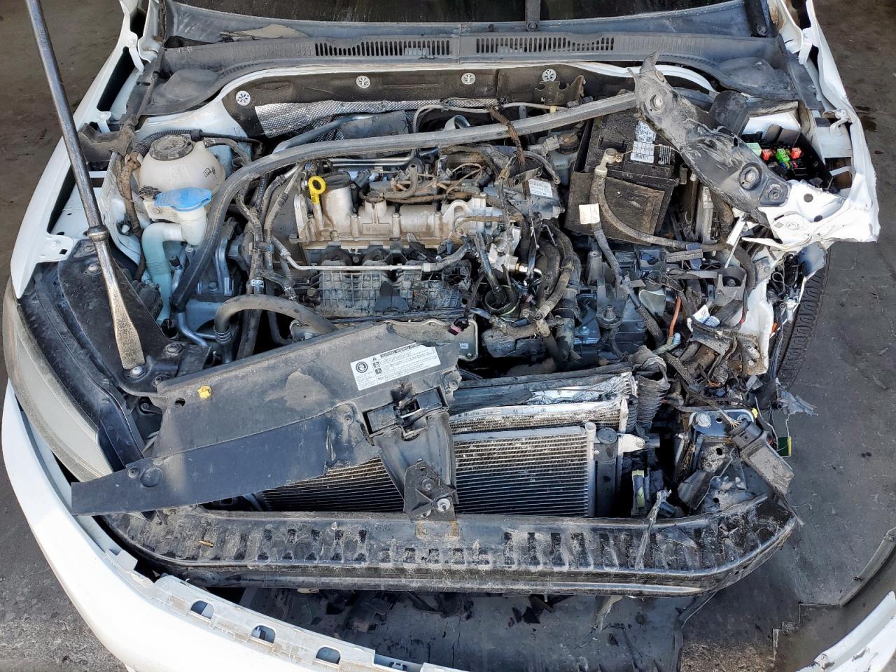 2018 VOLKSWAGEN JETTA