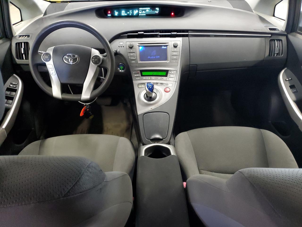 2013 TOYOTA PRIUS