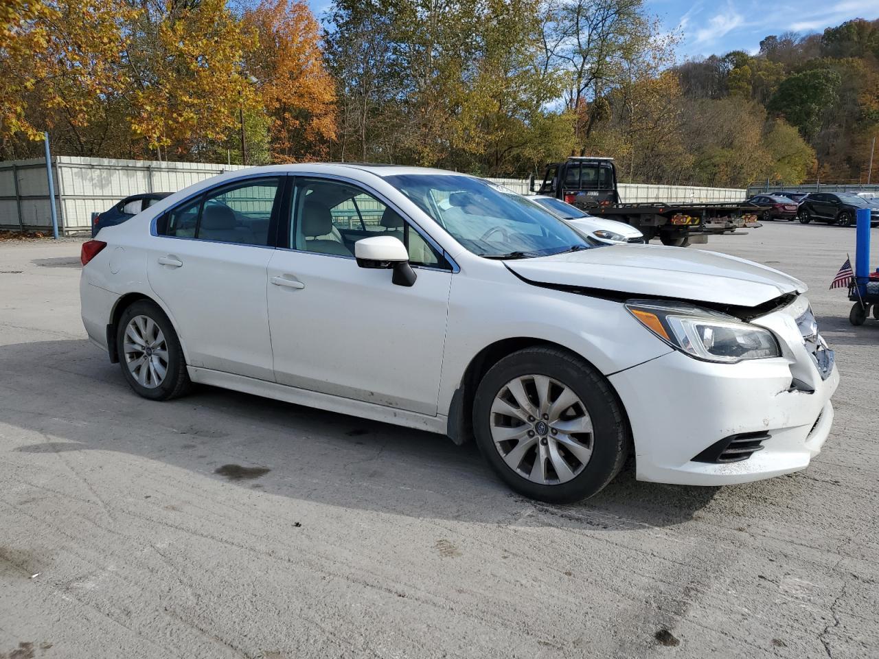 2017 SUBARU Legacy