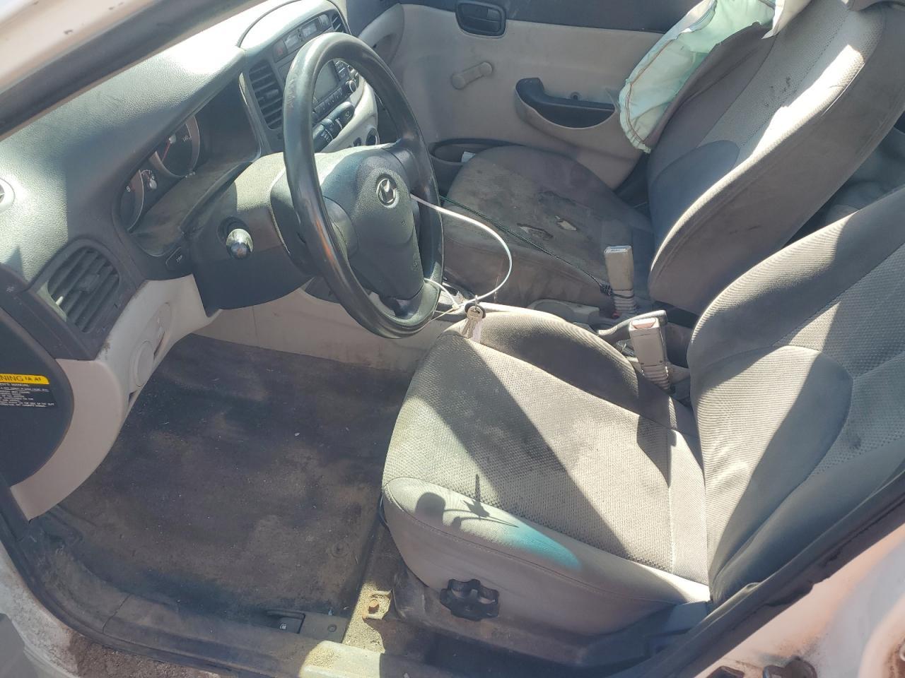 2011 HYUNDAI ACCENT