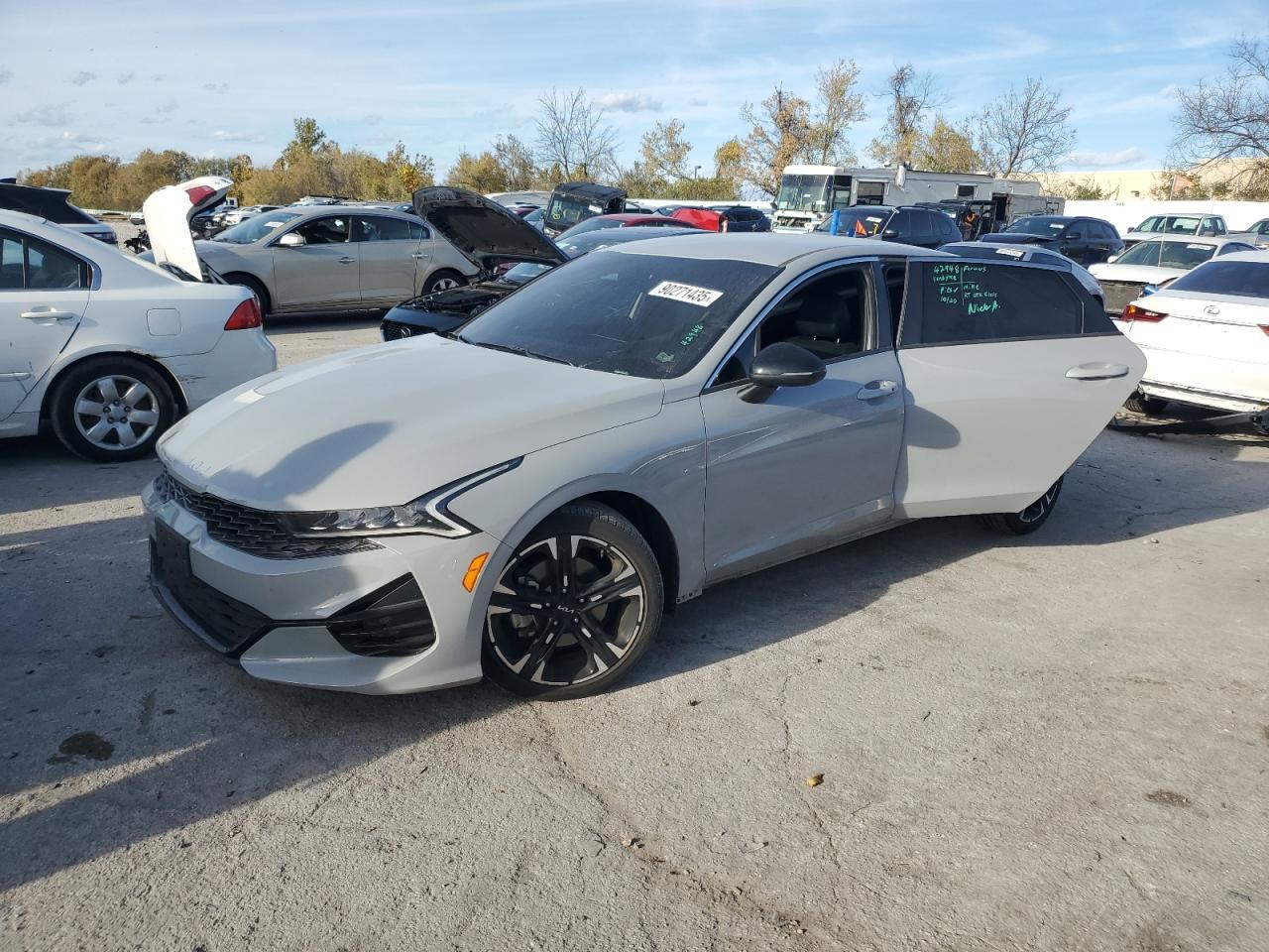 2023 KIA K5