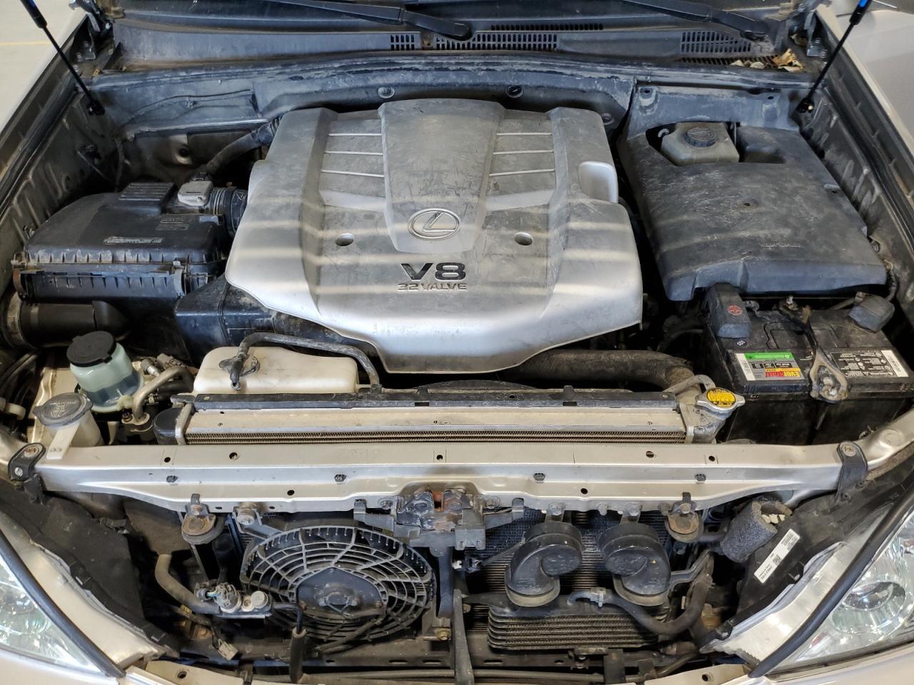 2004 LEXUS Gx