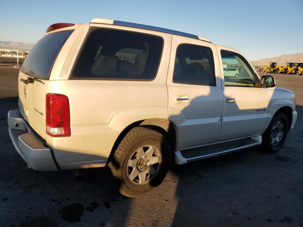 2003 CADILLAC ESCALADE