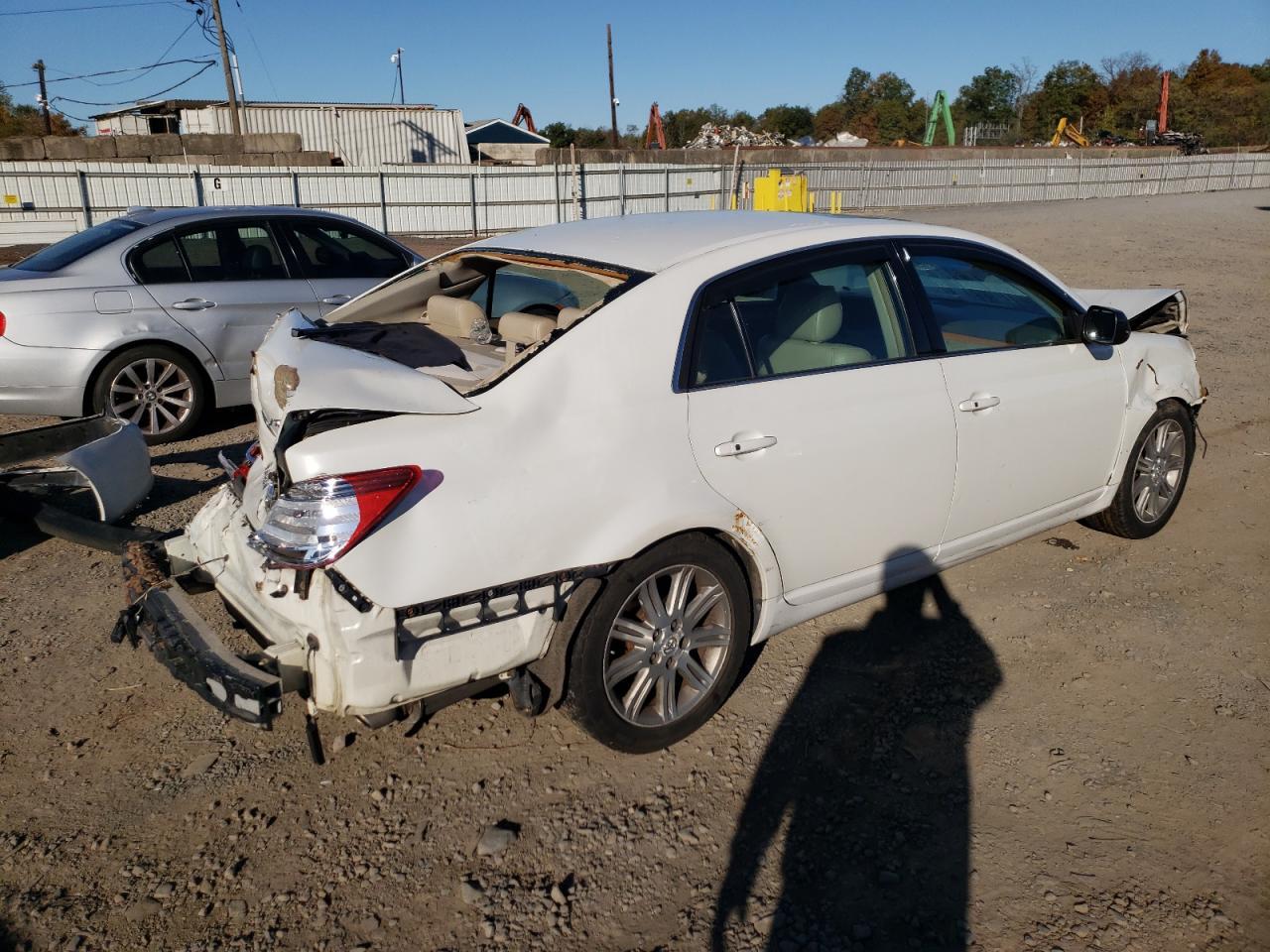 2005 TOYOTA Avalon
