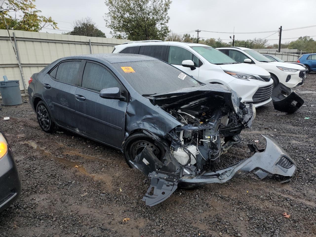 2015 TOYOTA COROLLA