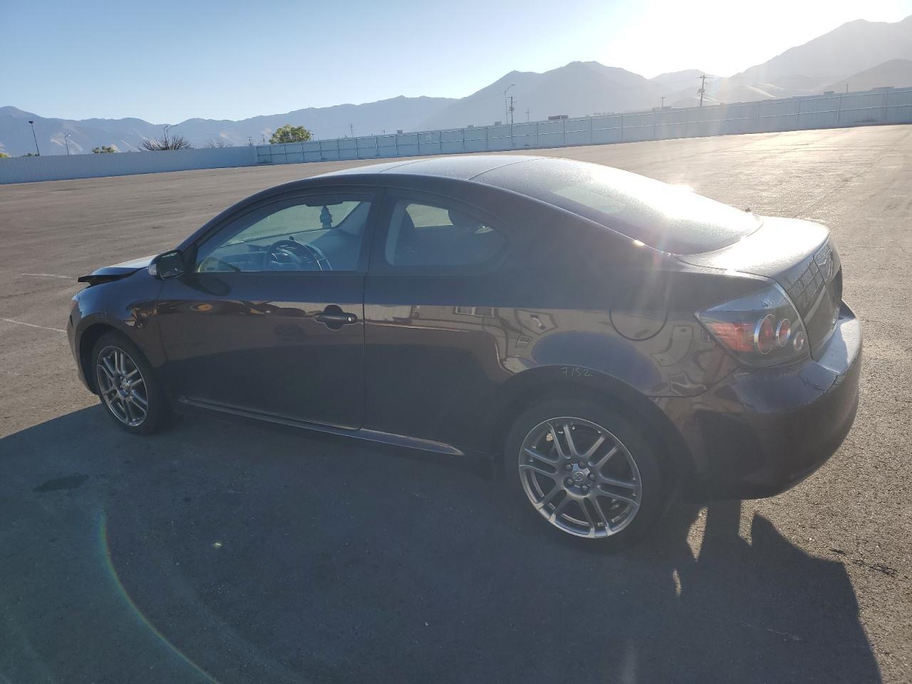 2010 TOYOTA SCION