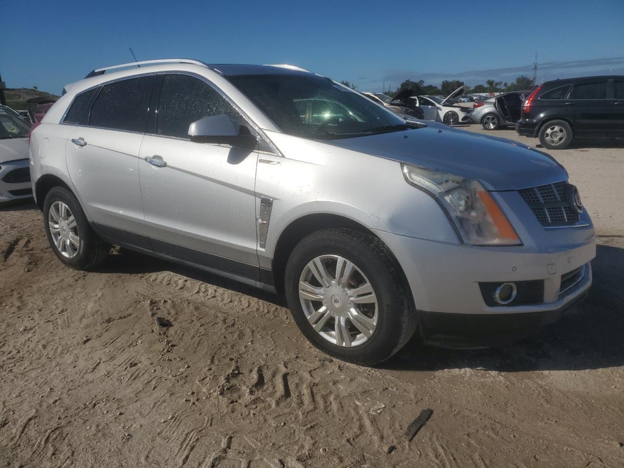 2011 CADILLAC SRX