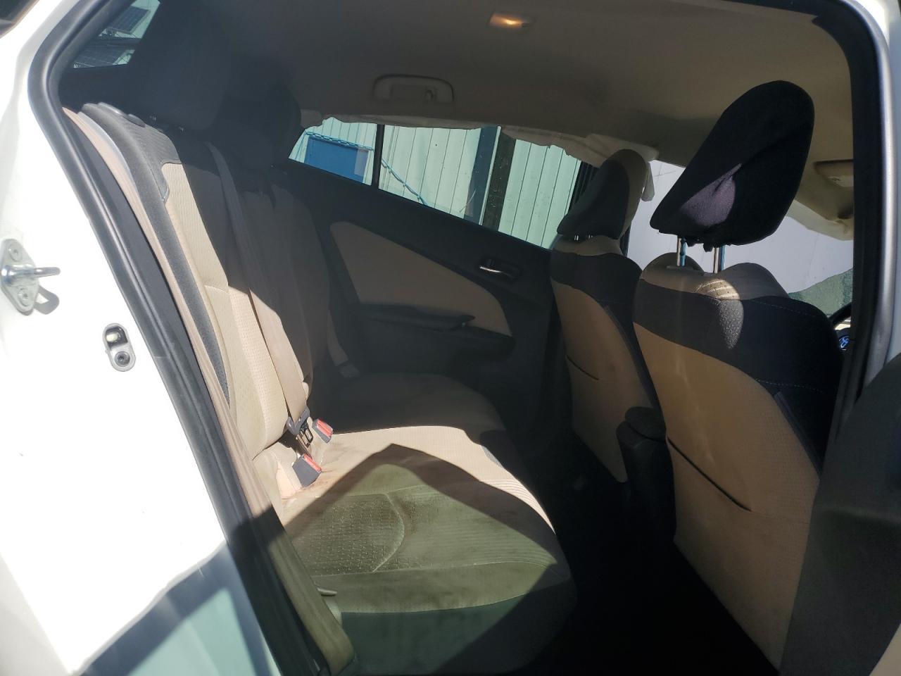 2017 TOYOTA PRIUS