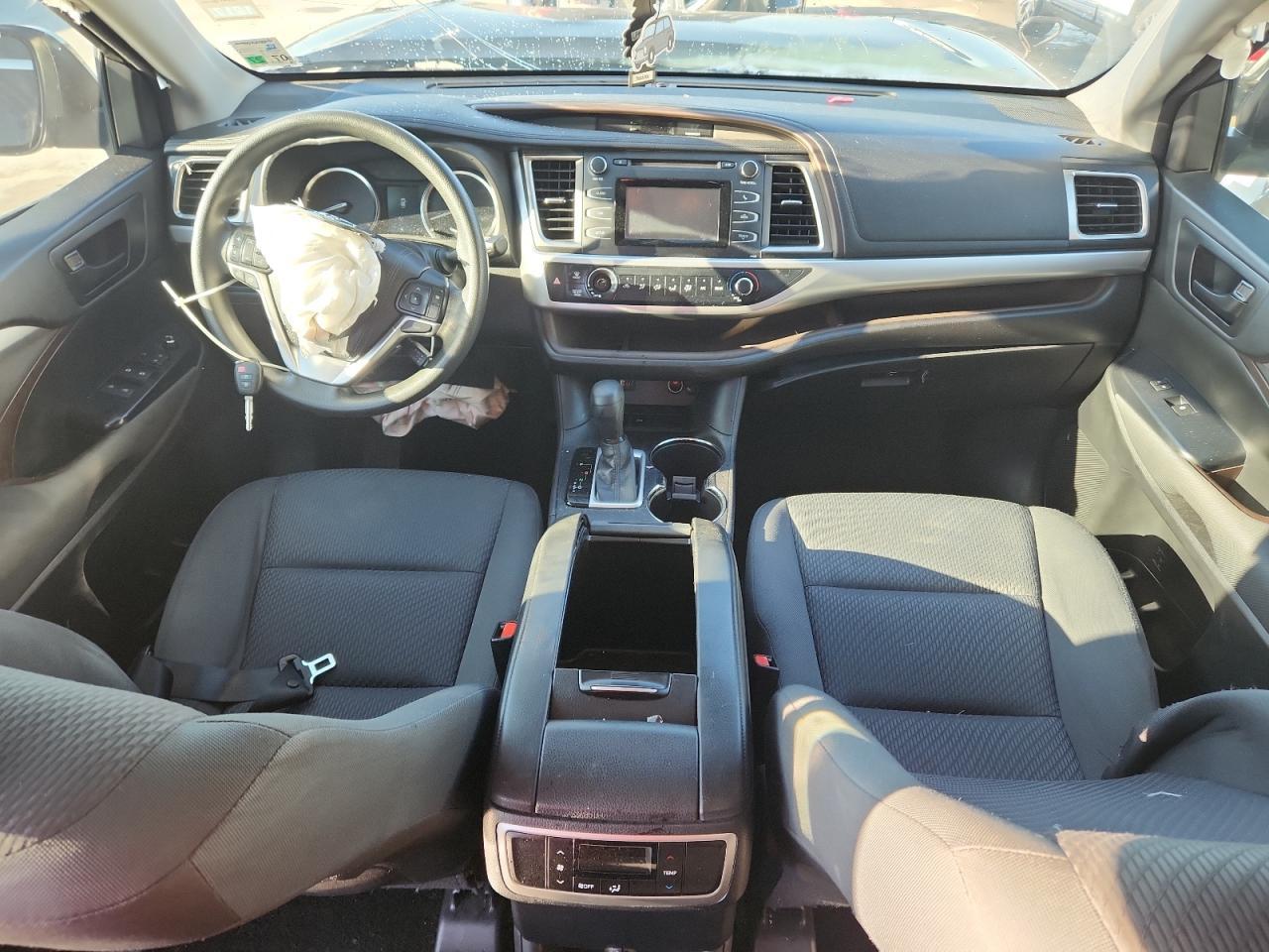2016 TOYOTA HIGHLANDER