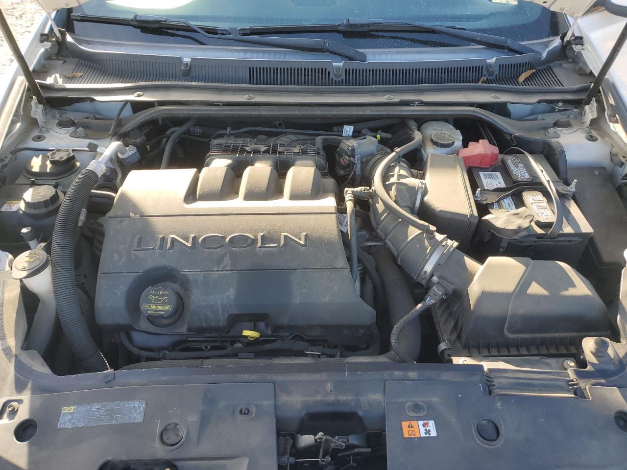 2011 LINCOLN MKS