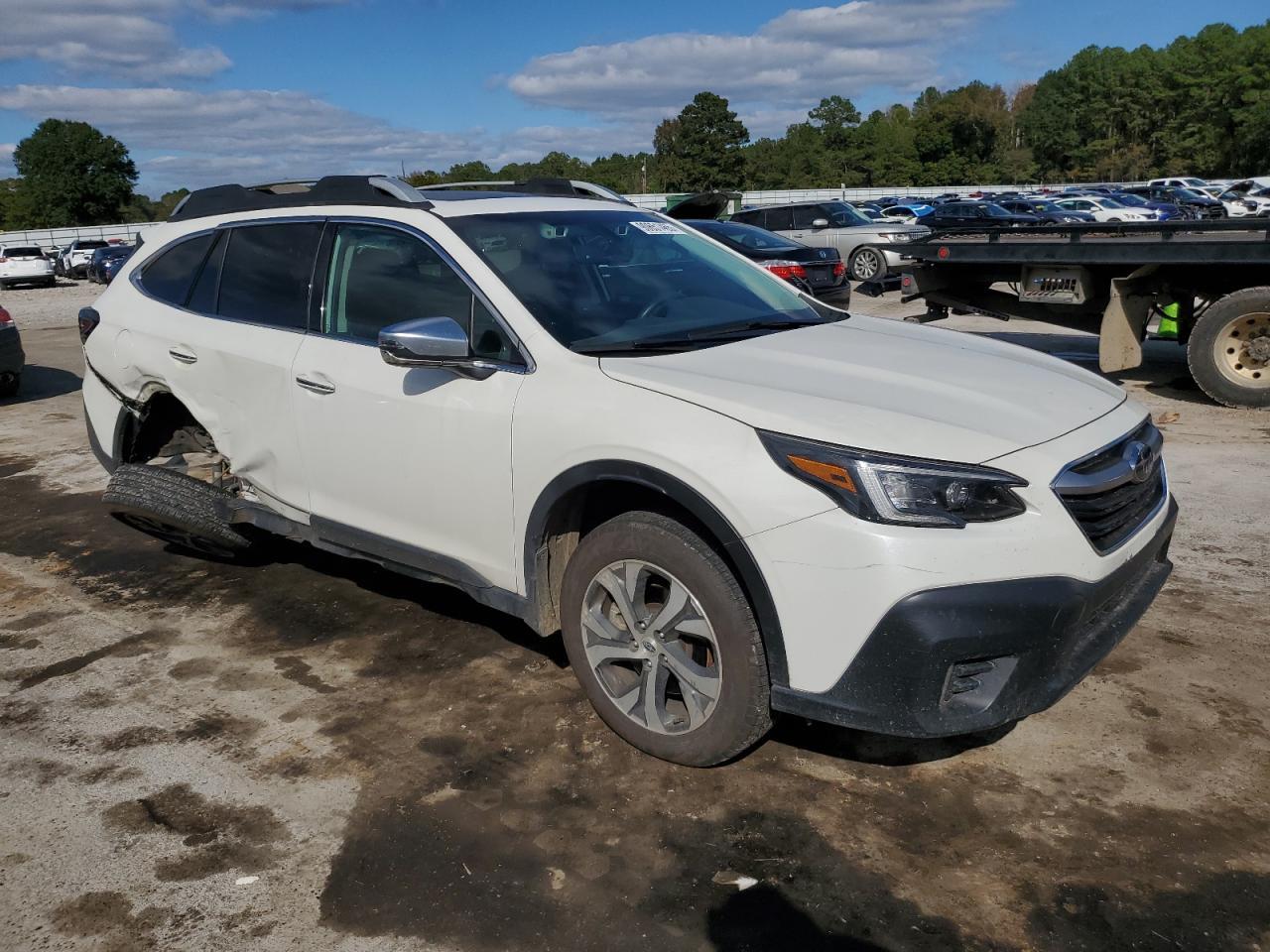 2021 SUBARU Outback