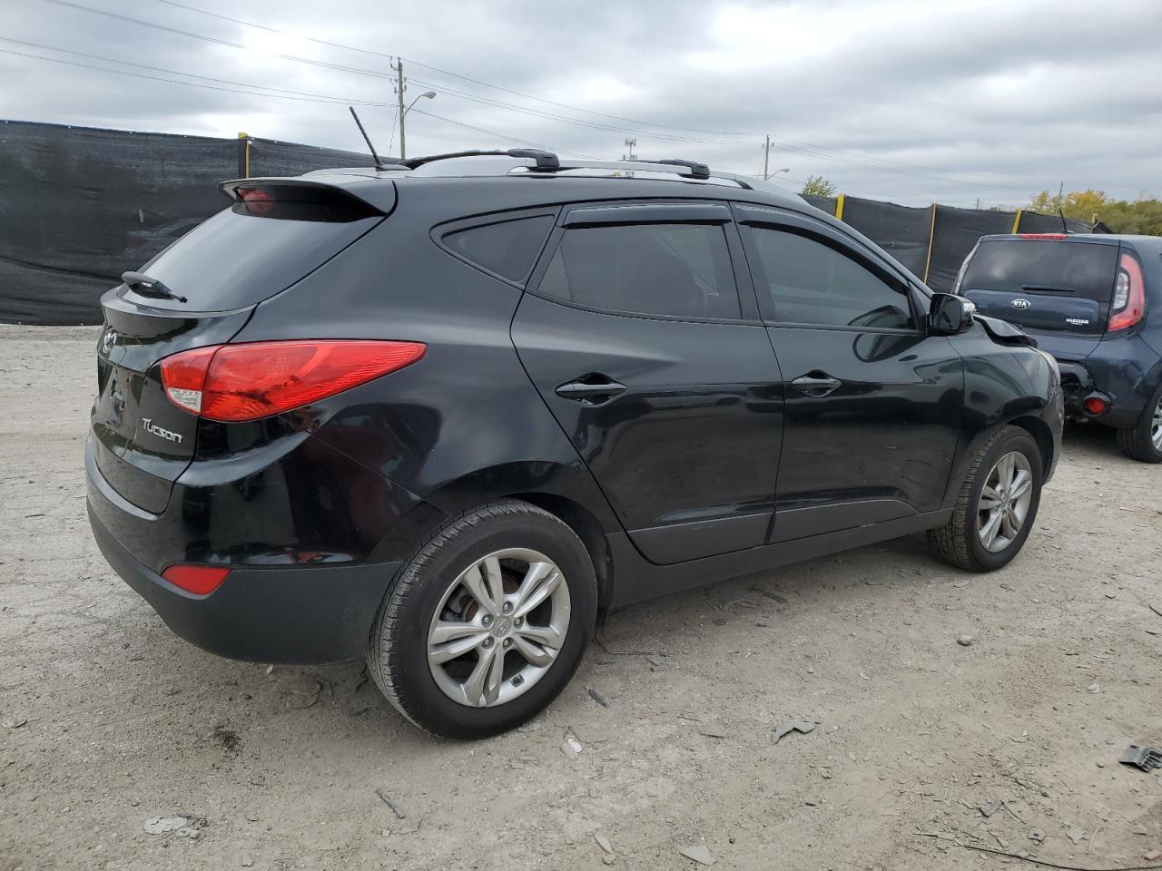 2012 HYUNDAI TUCSON
