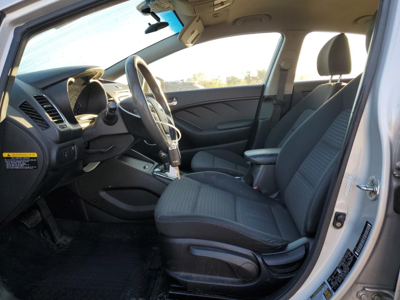 2017 KIA FORTE