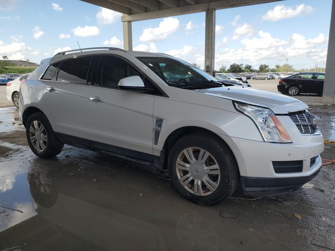 2011 CADILLAC SRX