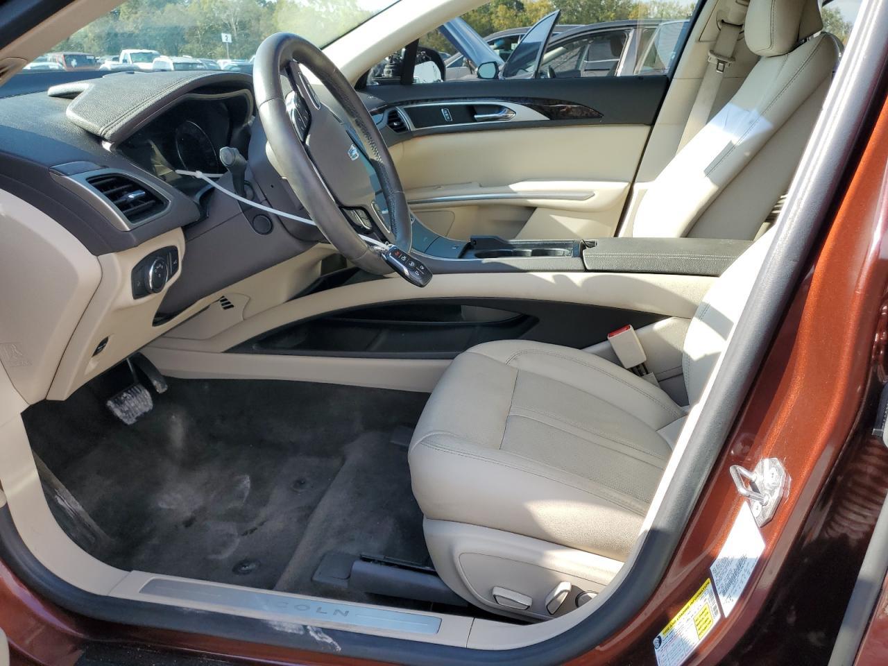 2016 LINCOLN MKZ