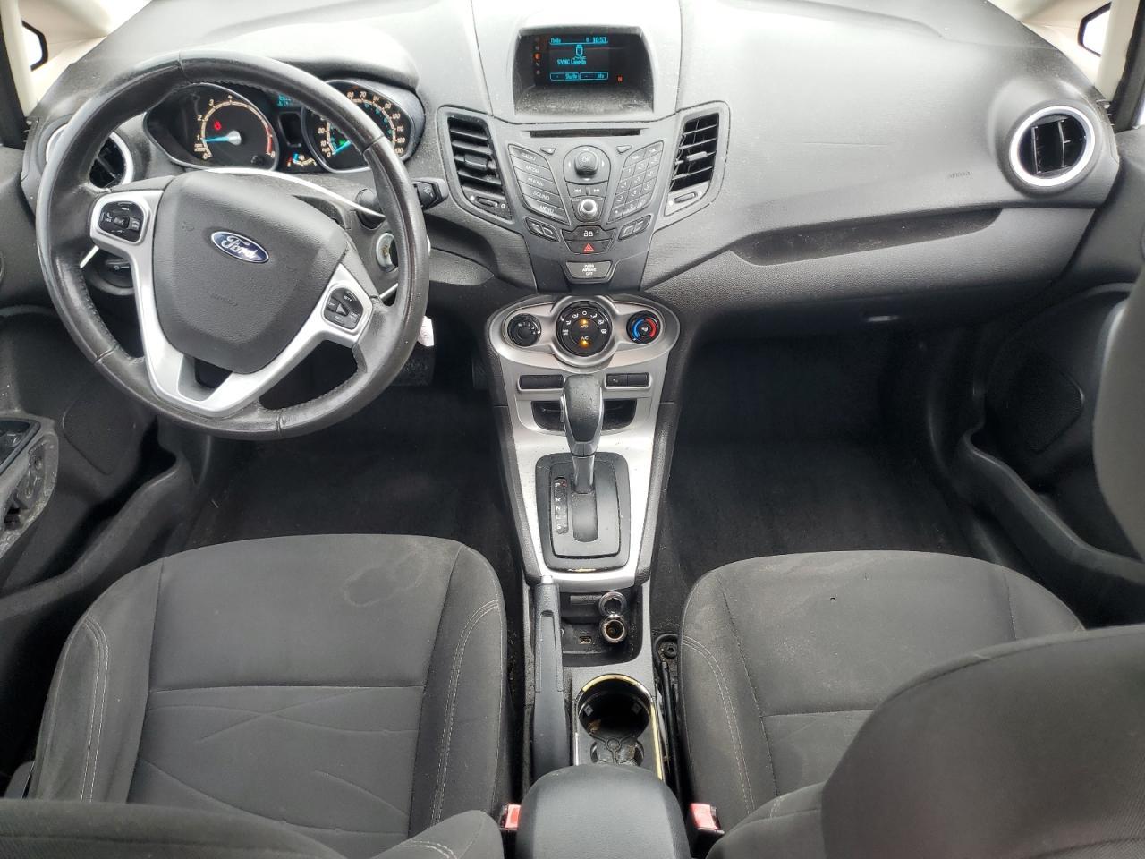 2014 FORD Fiesta