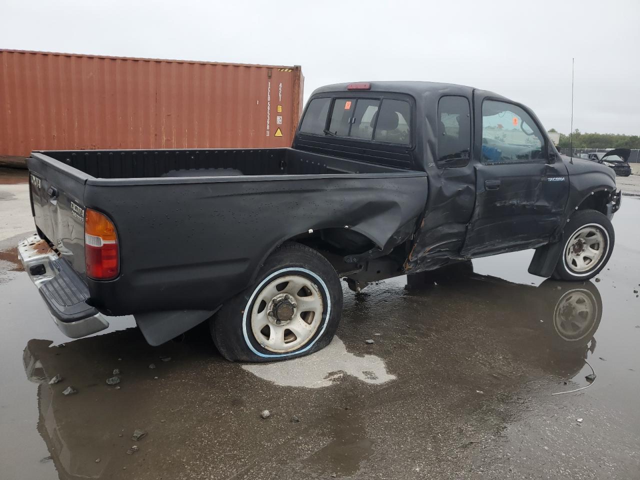 2000 TOYOTA TACOMA