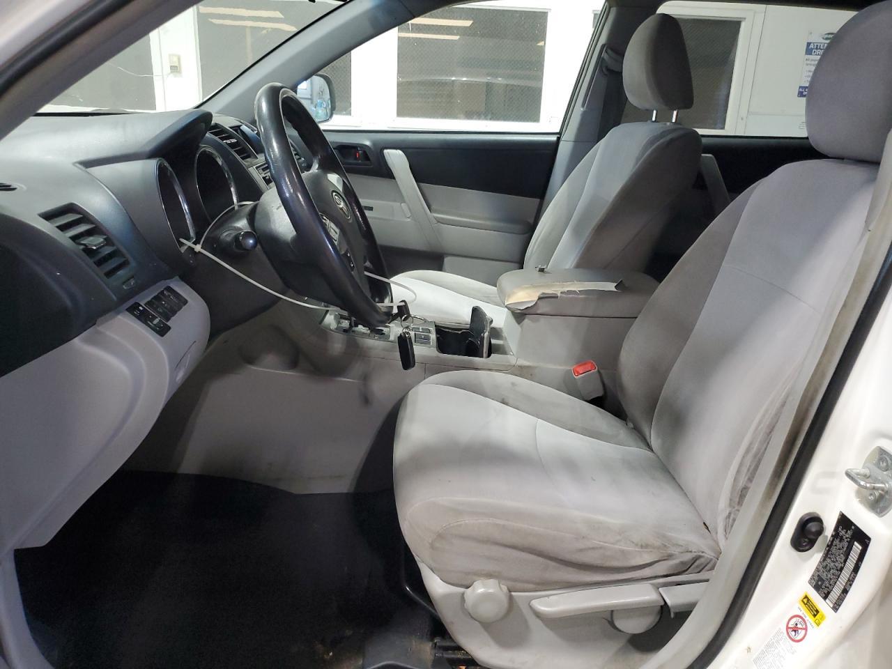 2013 TOYOTA HIGHLANDER