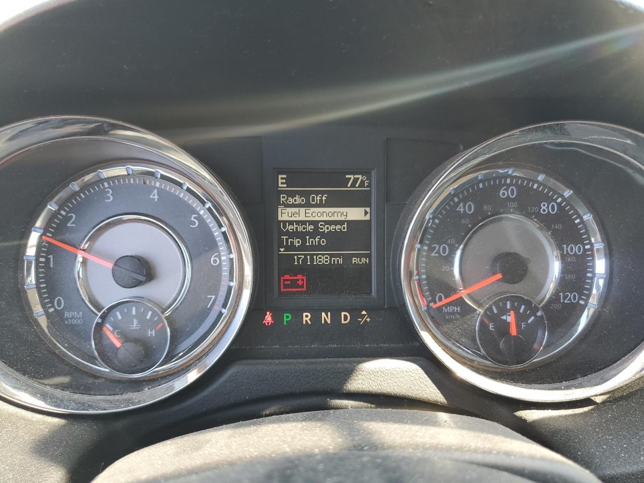 2014 CHRYSLER Town & Country