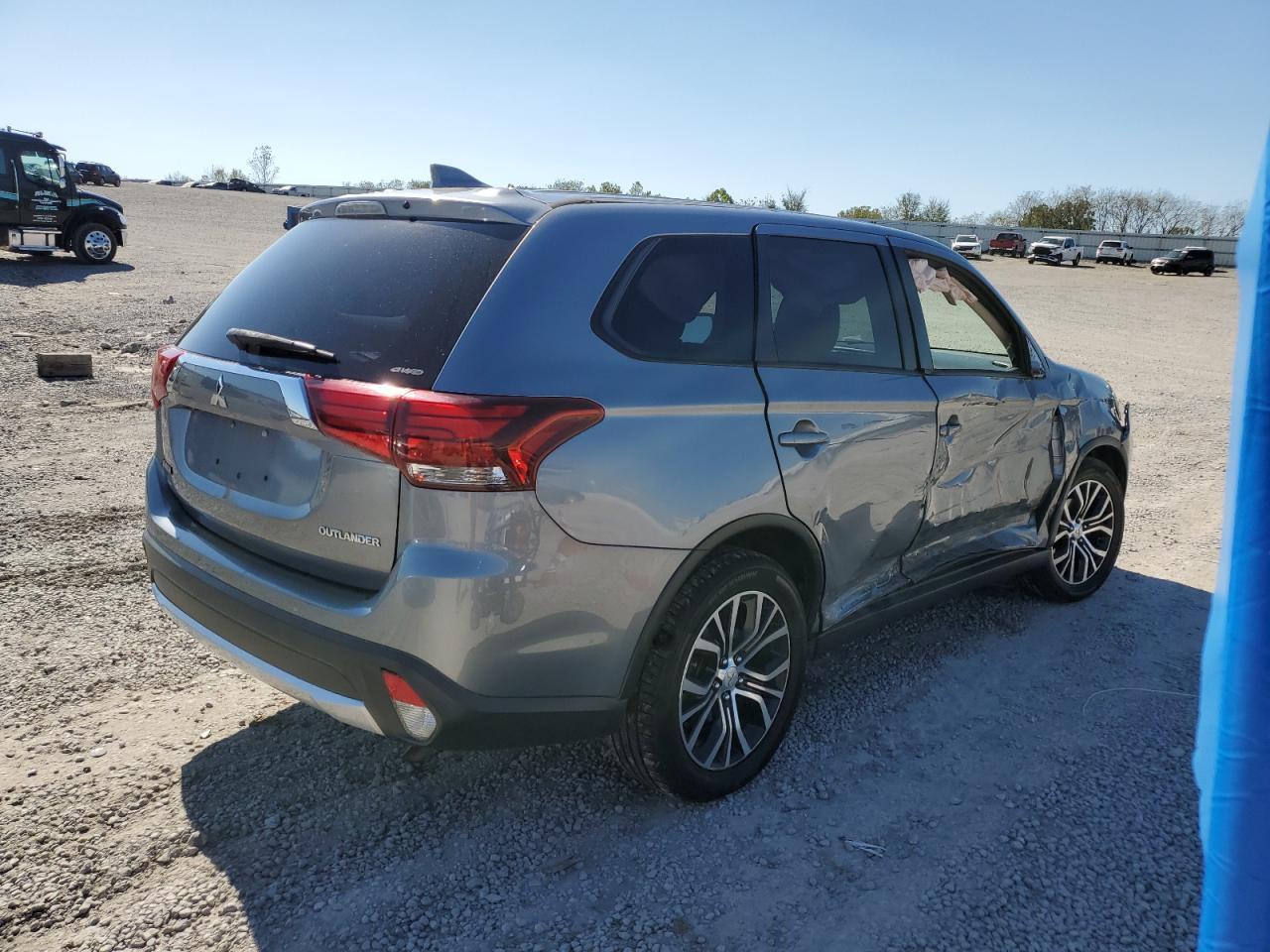 2017 MITSUBISHI outlander