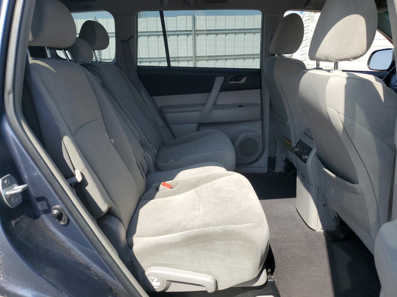 2011 TOYOTA HIGHLANDER