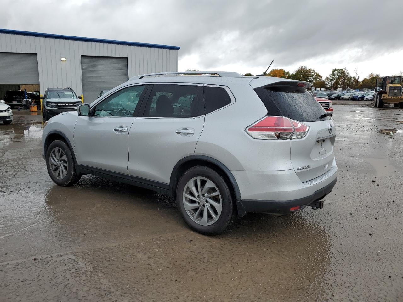 2015 NISSAN ROGUE