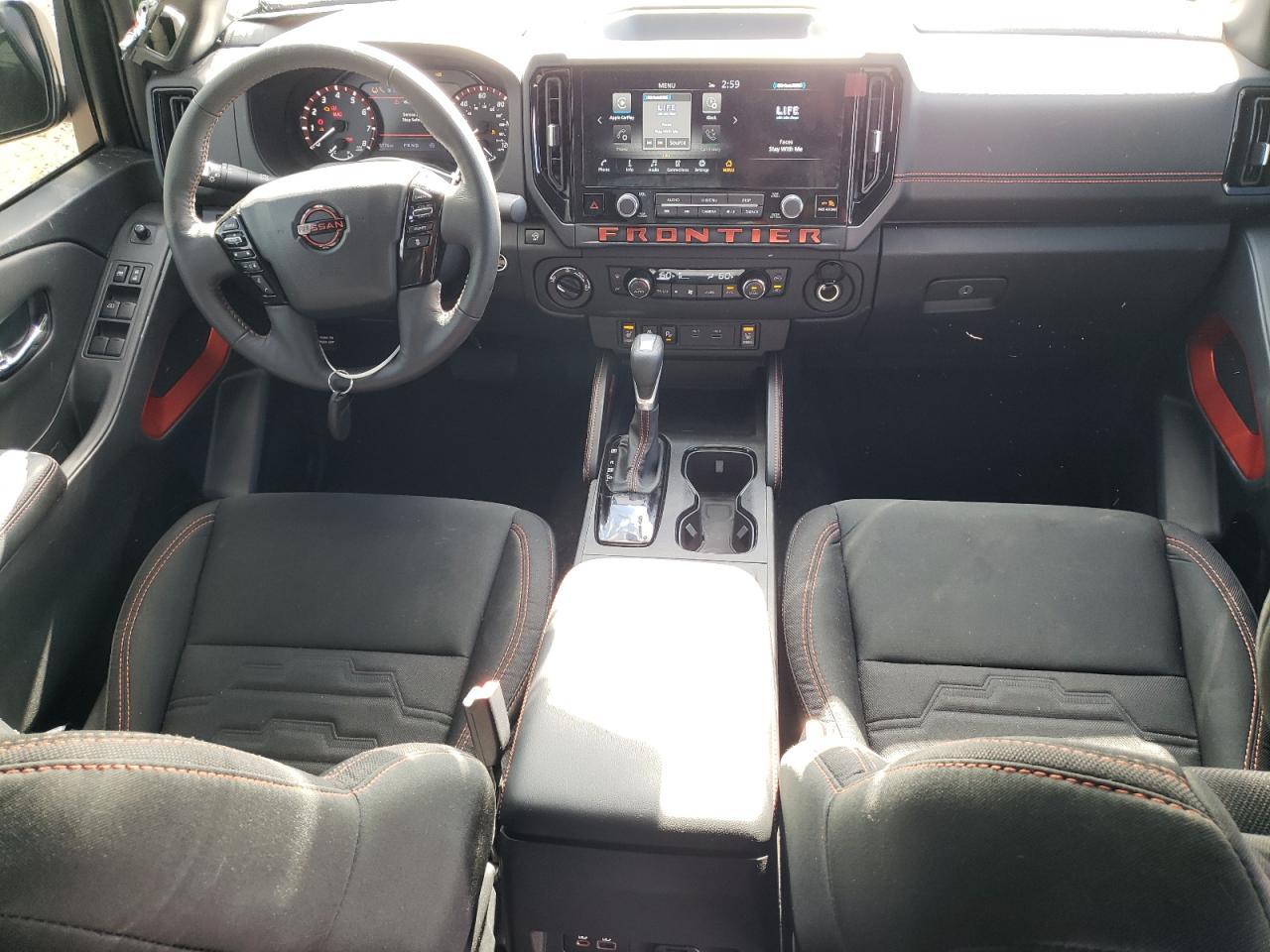 2025 NISSAN Frontier