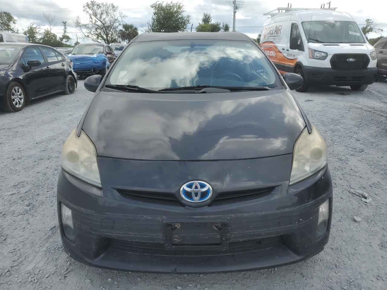 2010 TOYOTA PRIUS