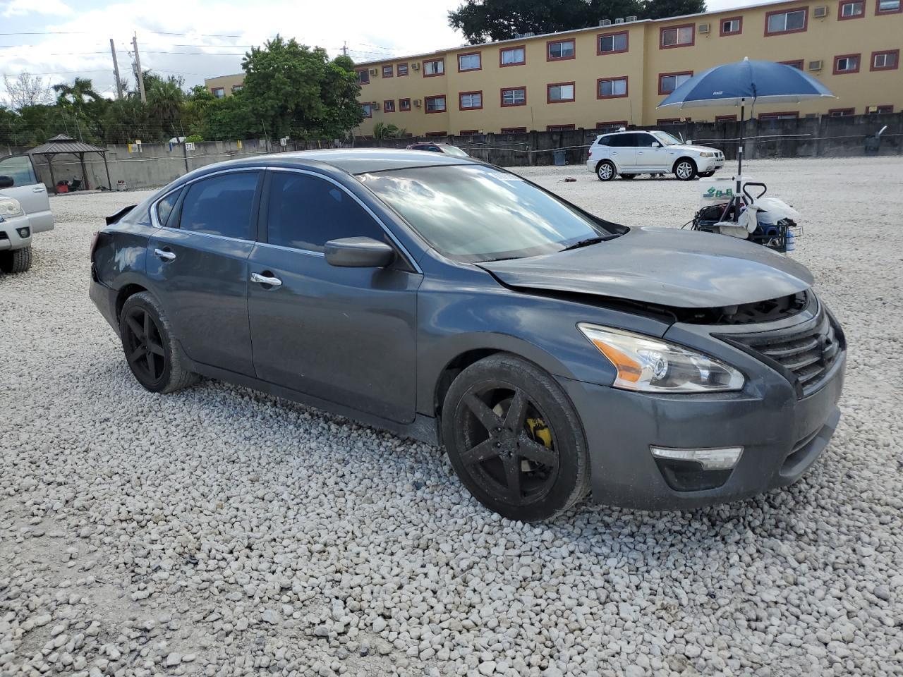 2013 NISSAN ALTIMA
