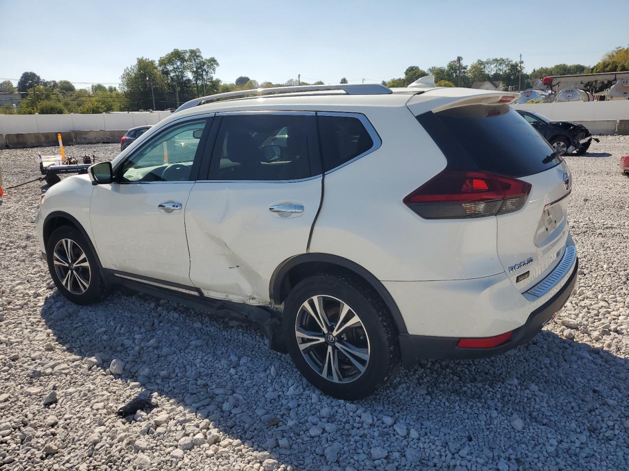 2018 NISSAN ROGUE