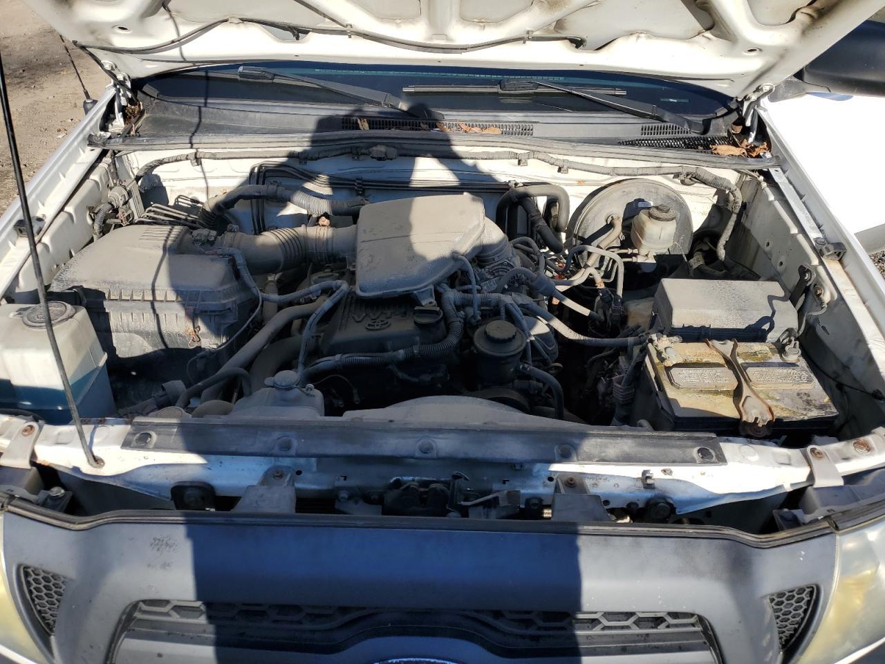 2011 TOYOTA TACOMA