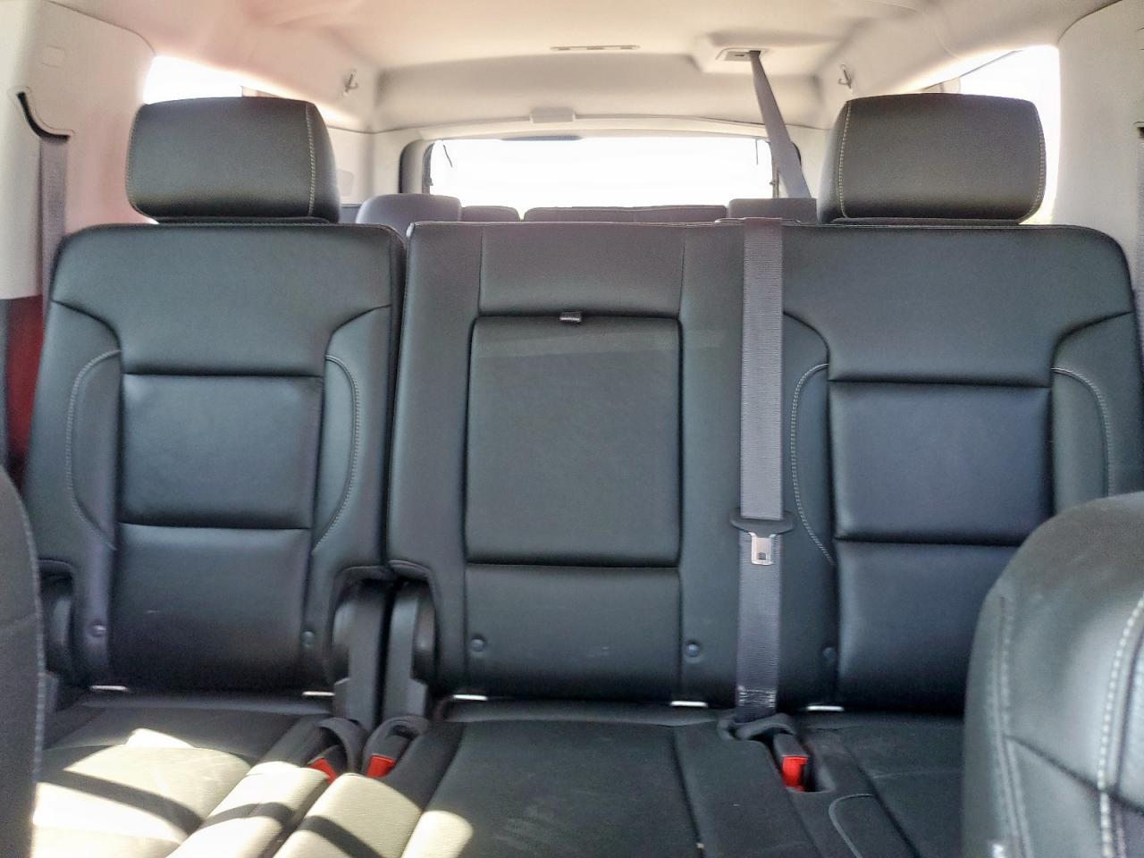 2017 CHEVROLET Suburban