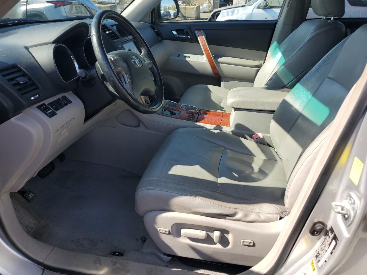 2010 TOYOTA HIGHLANDER