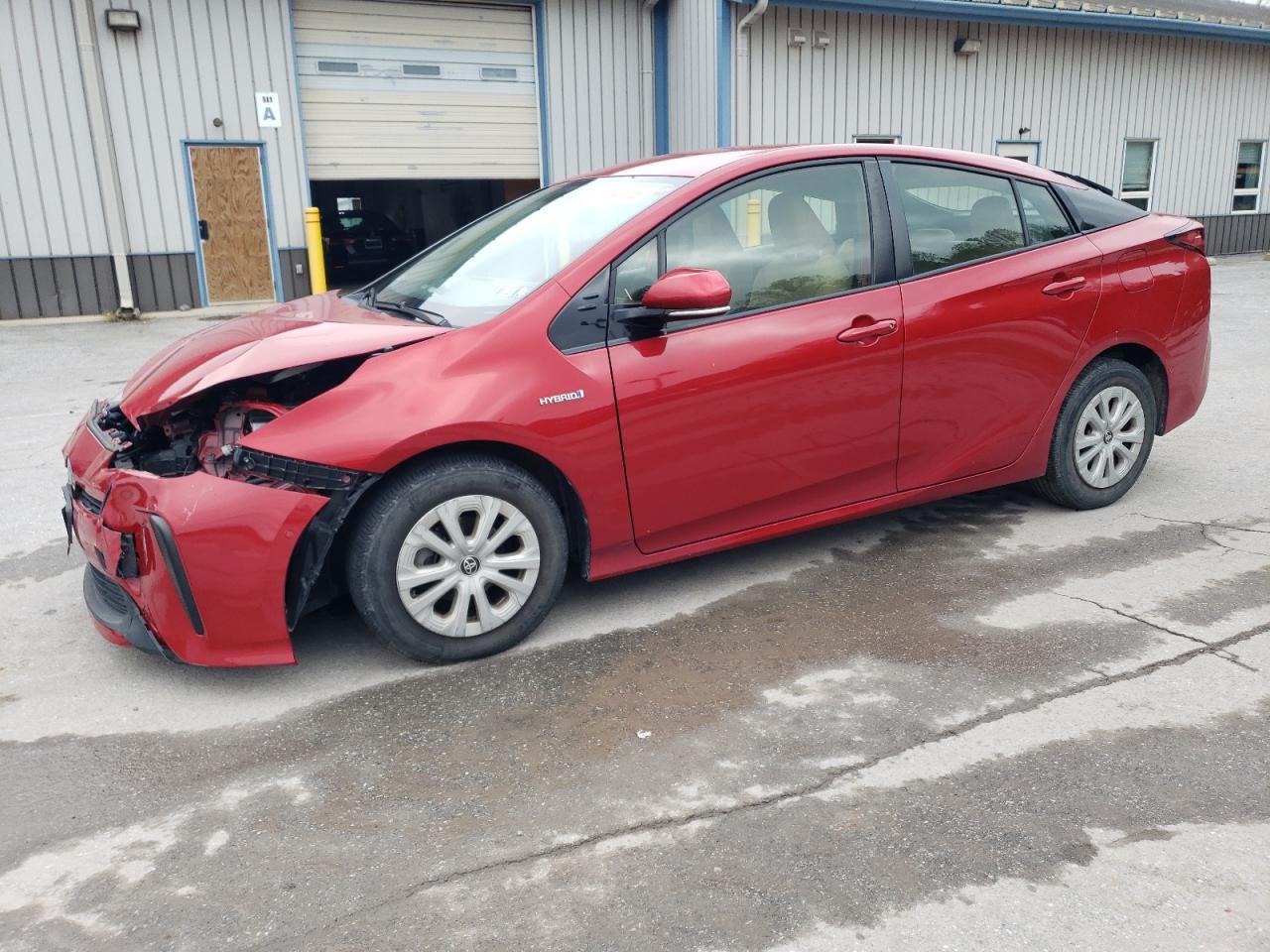 2019 TOYOTA PRIUS