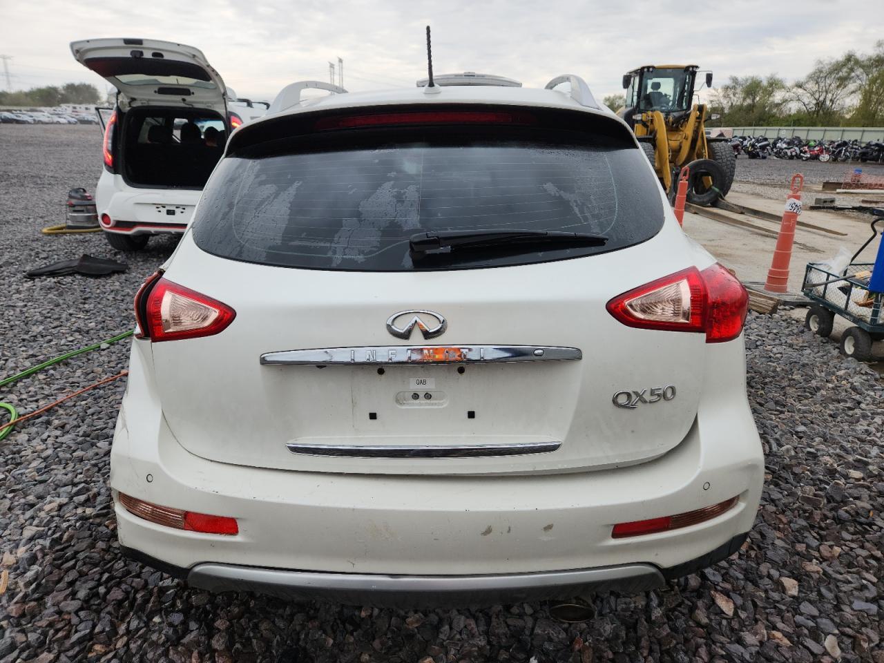 2016 INFINITI QX50
