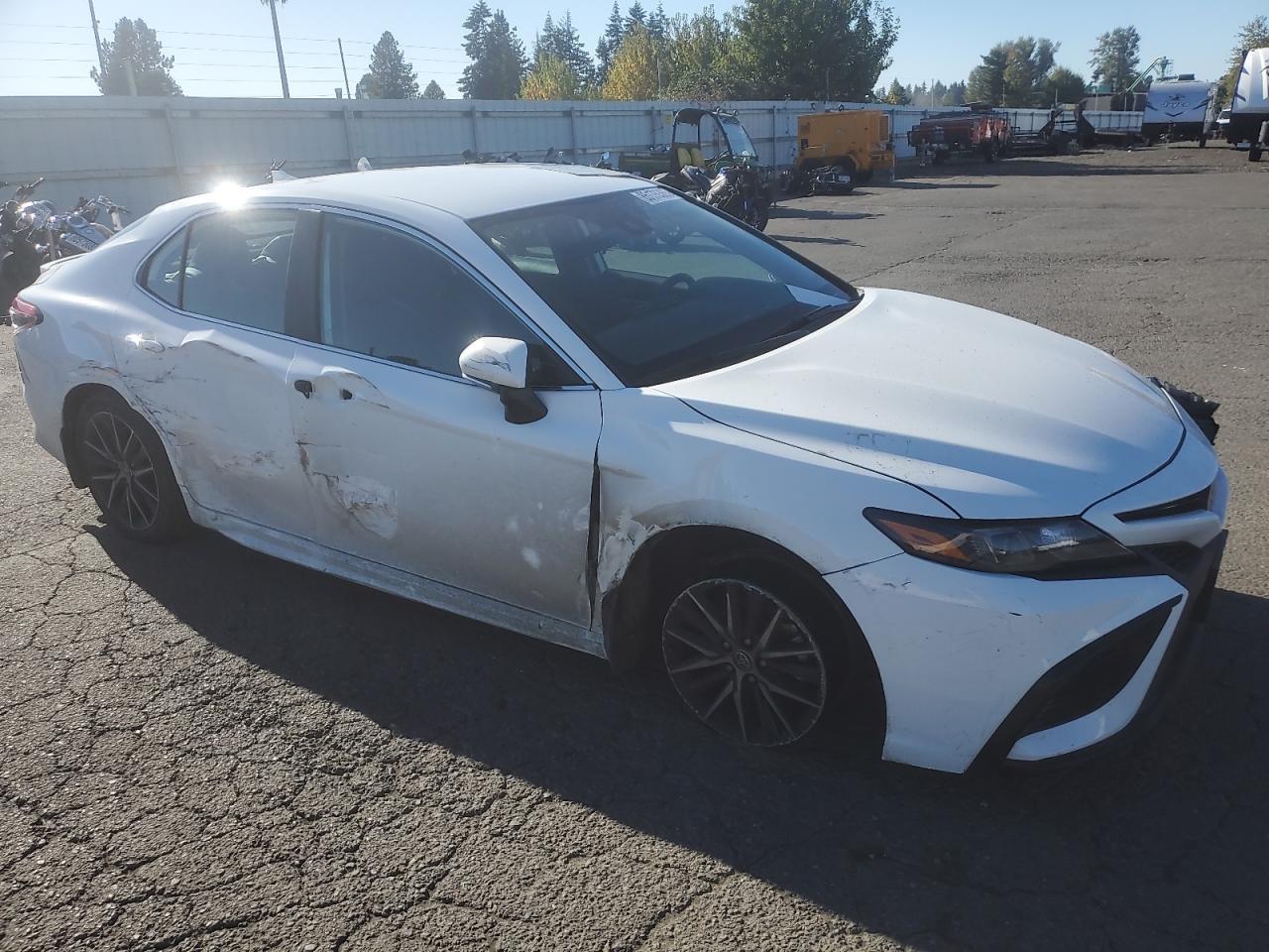 2022 TOYOTA CAMRY