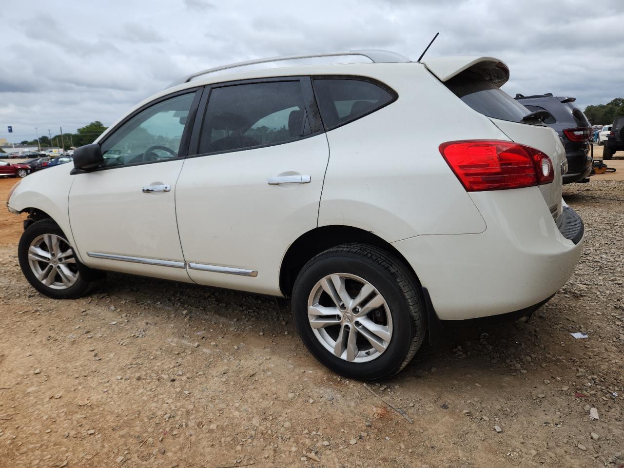 2015 NISSAN ROGUE