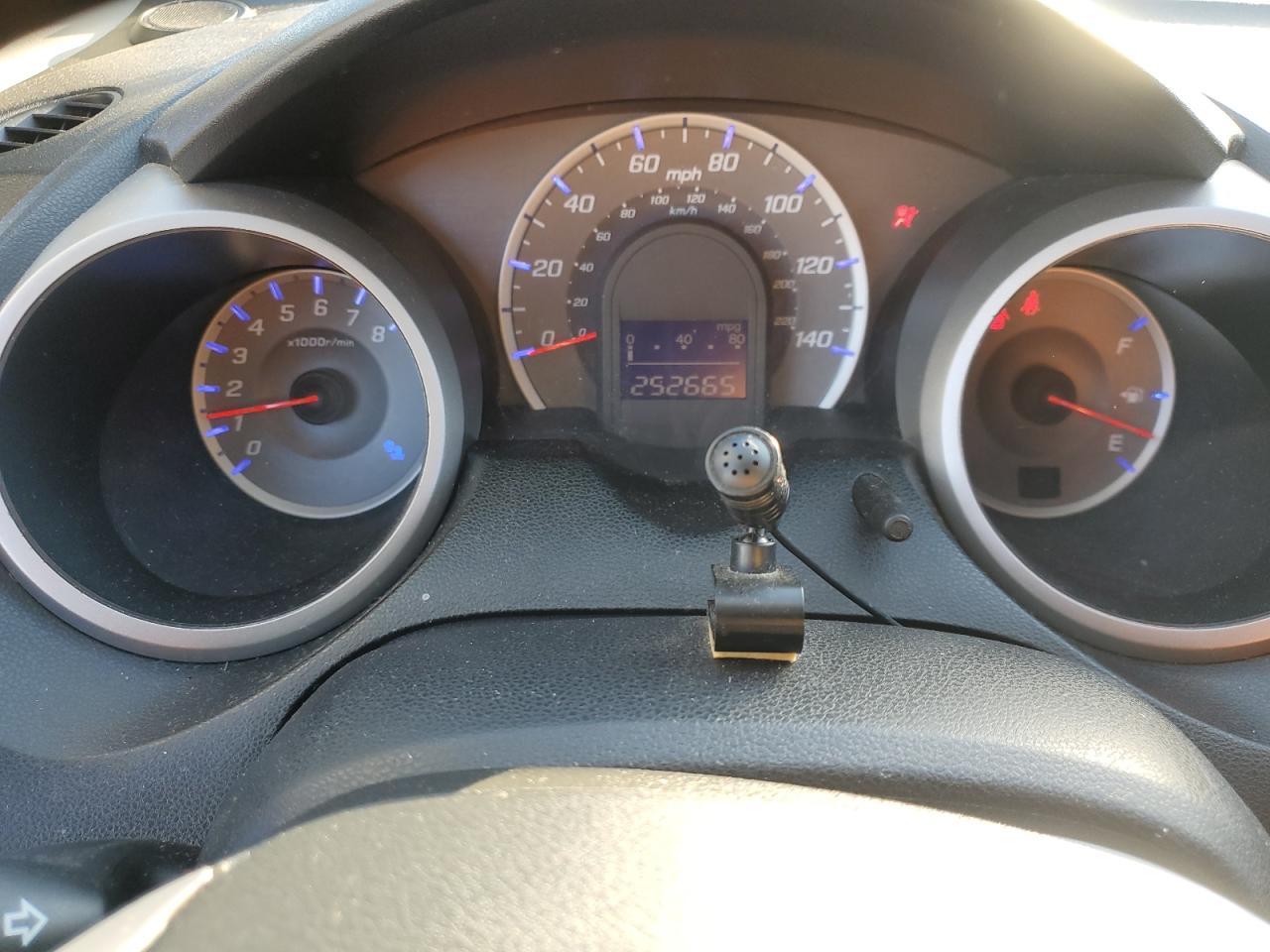 2011 HONDA FIT