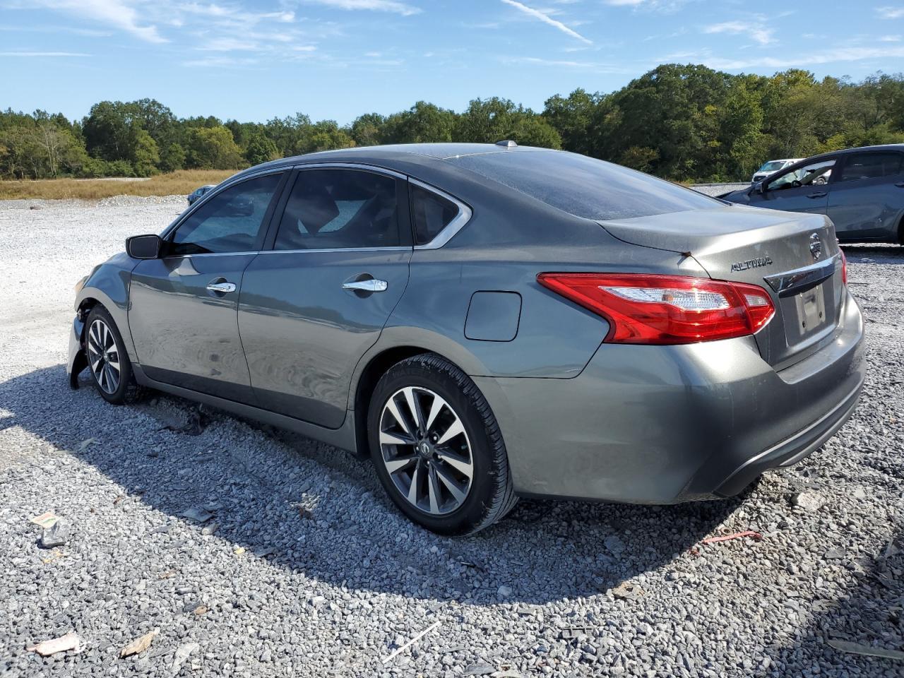 2017 NISSAN ALTIMA