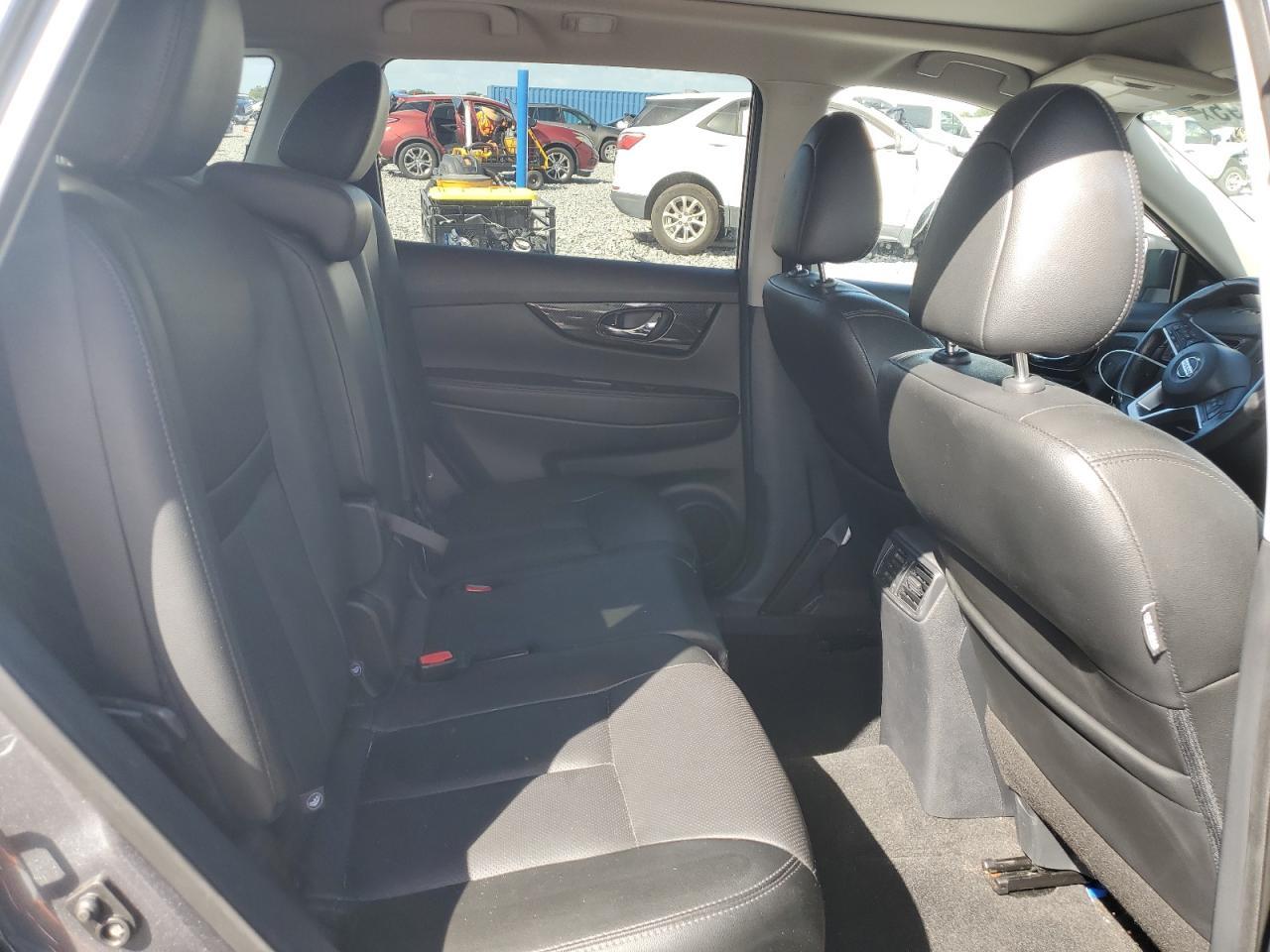 2019 NISSAN ROGUE