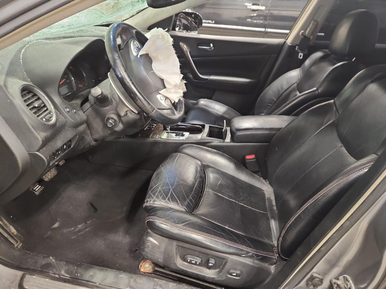 2009 NISSAN Maxima