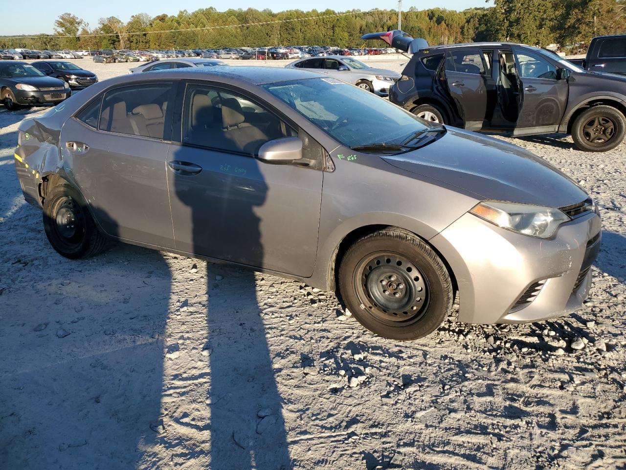 2016 TOYOTA COROLLA
